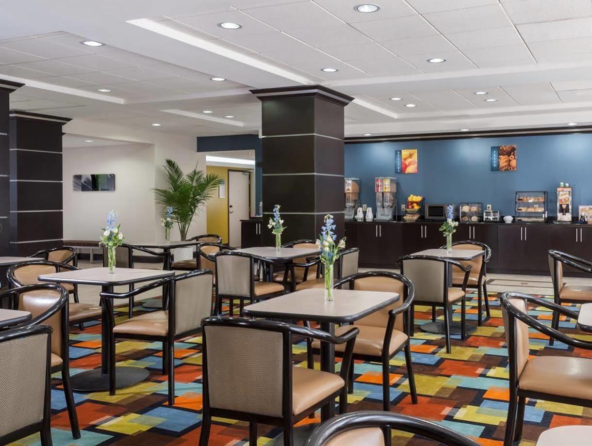 Spark By Hilton Houston Bush Intercontinental Airport Exterior foto